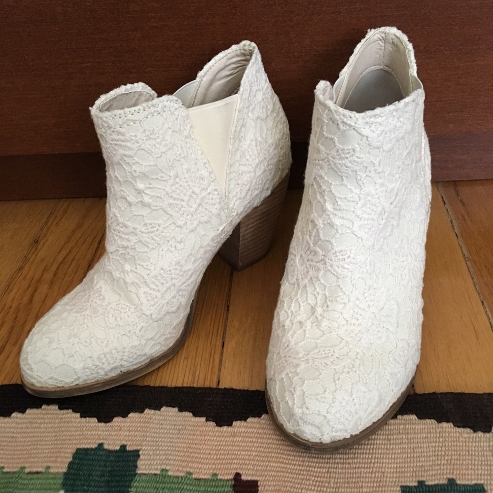Lace ankle boots